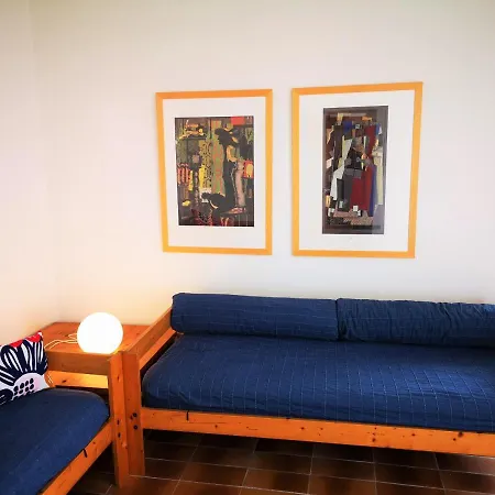 Spacious A Few Min Walk From Como Lake *