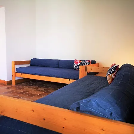 Spacious A Few Min Walk From Como Lake アパート *